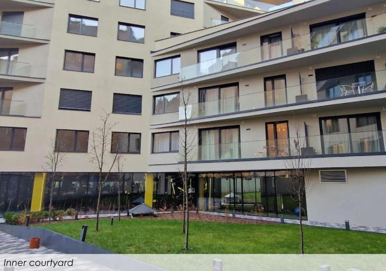 בודפשט A104 - Liberty Bridge Projection Home With Free Parking מראה חיצוני תמונה