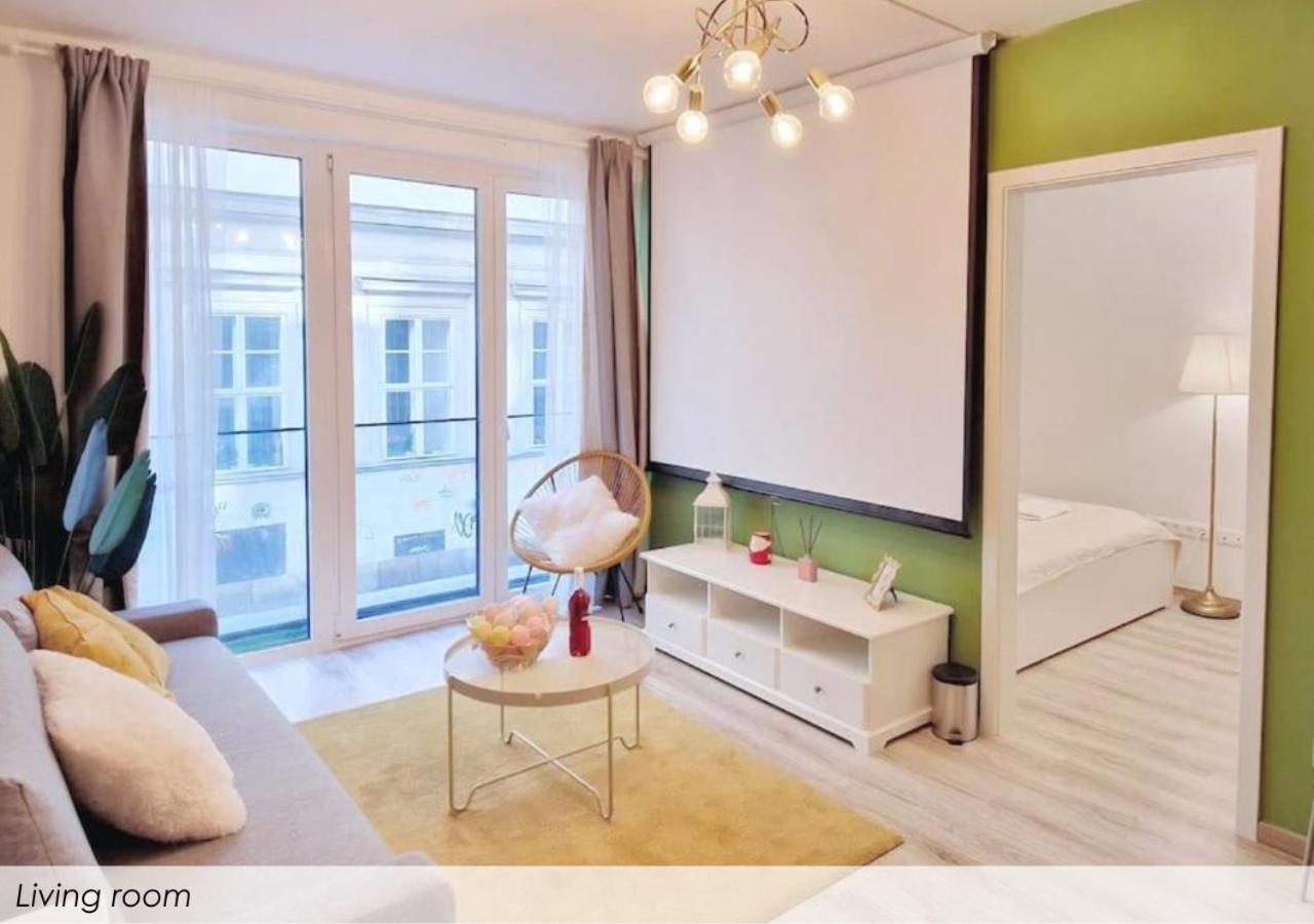 בודפשט A104 - Liberty Bridge Projection Home With Free Parking מראה חיצוני תמונה