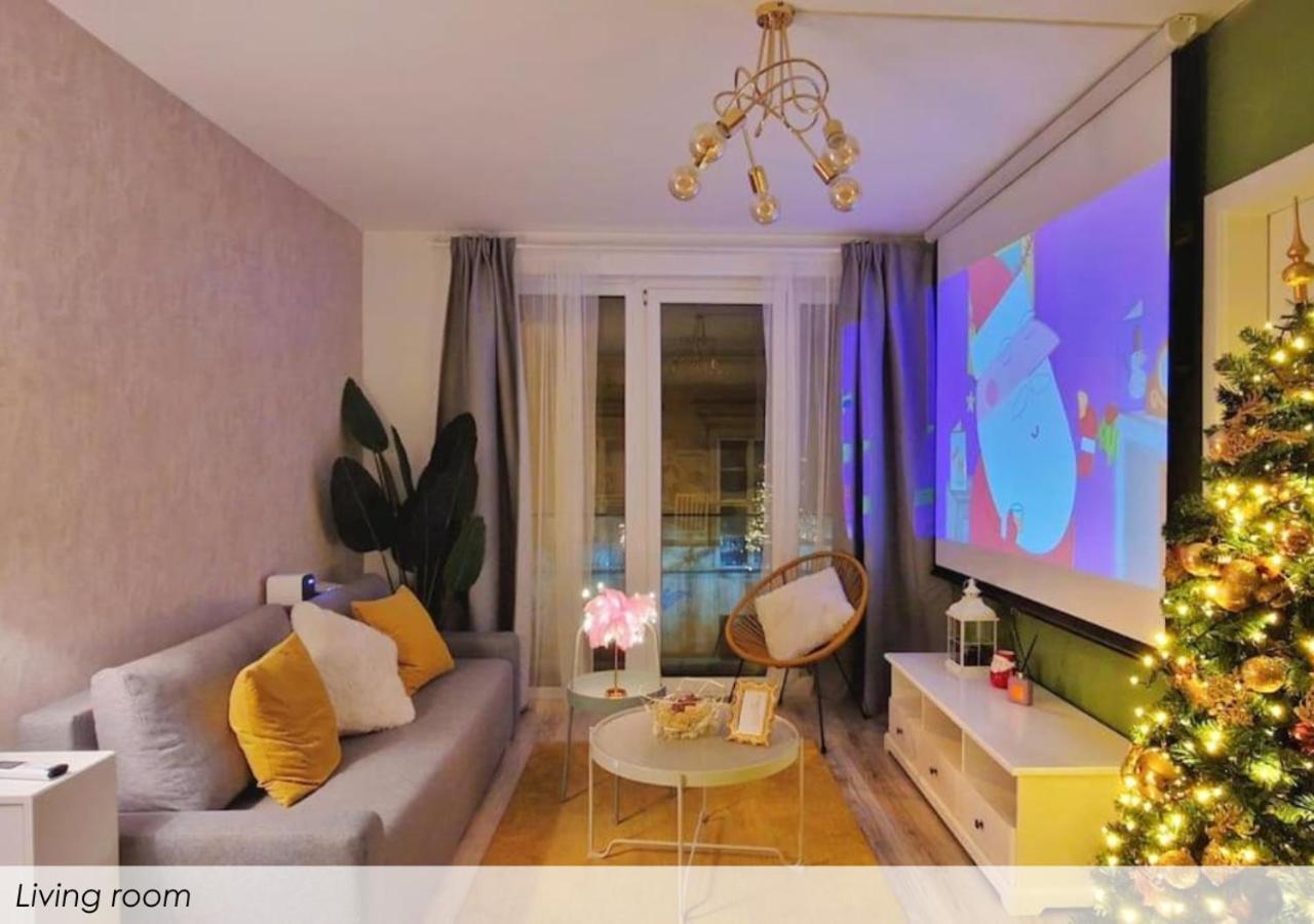 בודפשט A104 - Liberty Bridge Projection Home With Free Parking מראה חיצוני תמונה
